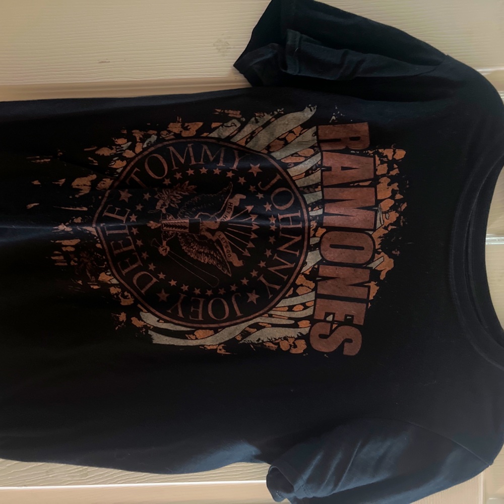 Band tee